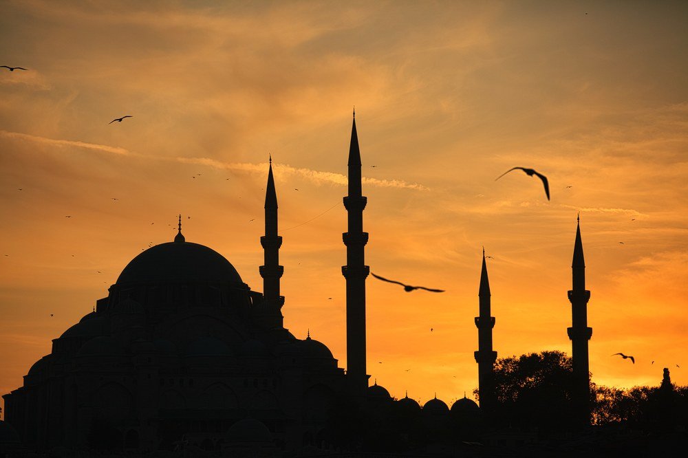 Istanbul. Sunset over the Blue Mosque.