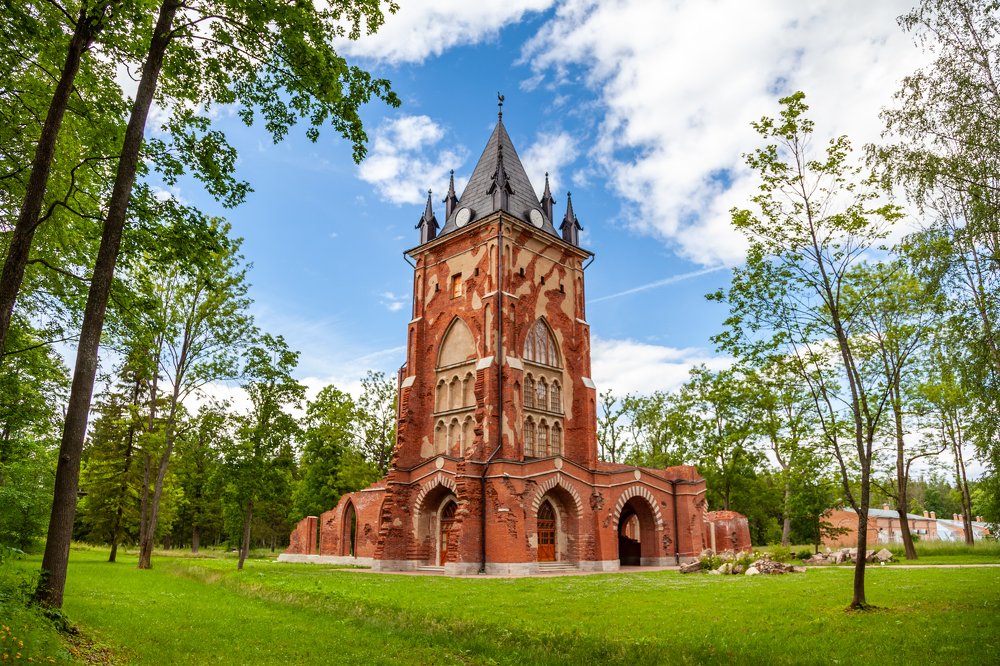 Пушкин, Александровский парк. Башня Шапель