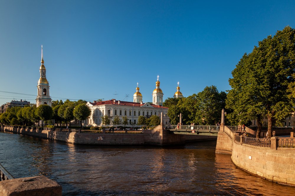 на семи мостах