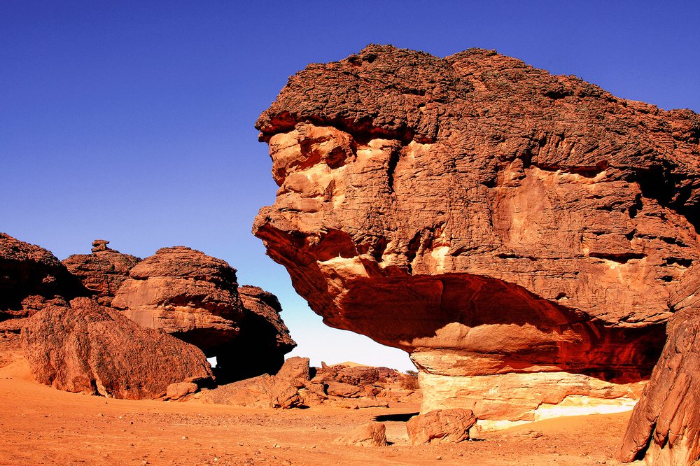 Ливия, Сахара, скала Ёжик