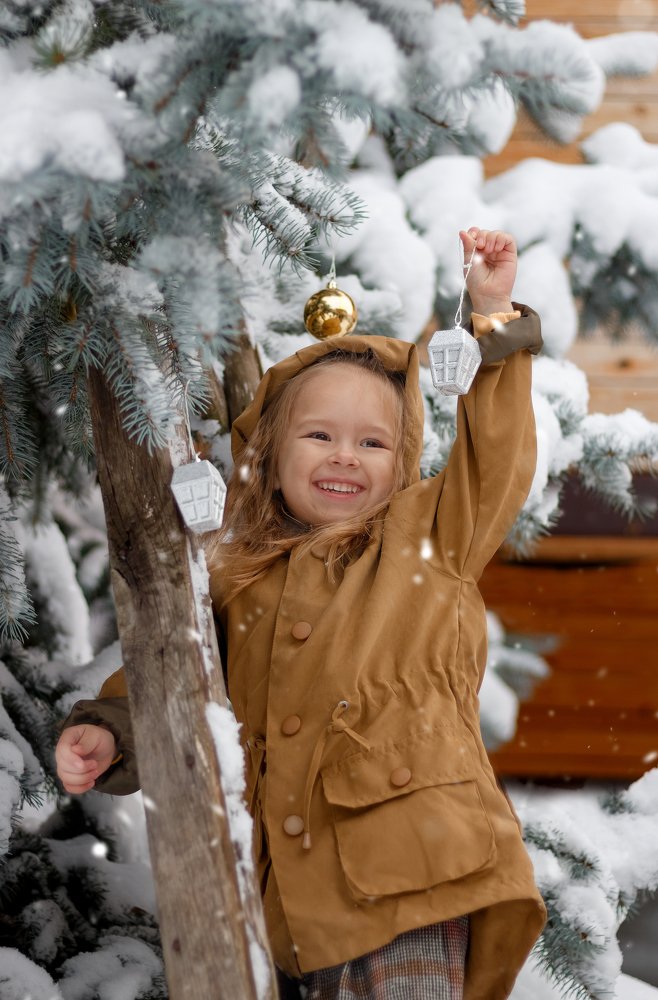 Наряжаем елку