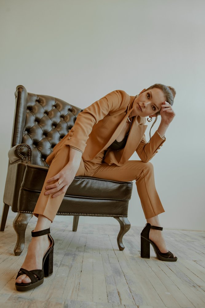 Фотография автора Антон Емельянов