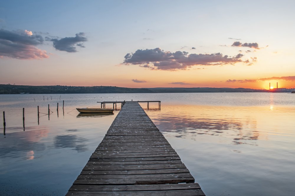 Wooden bridge in Varna lake