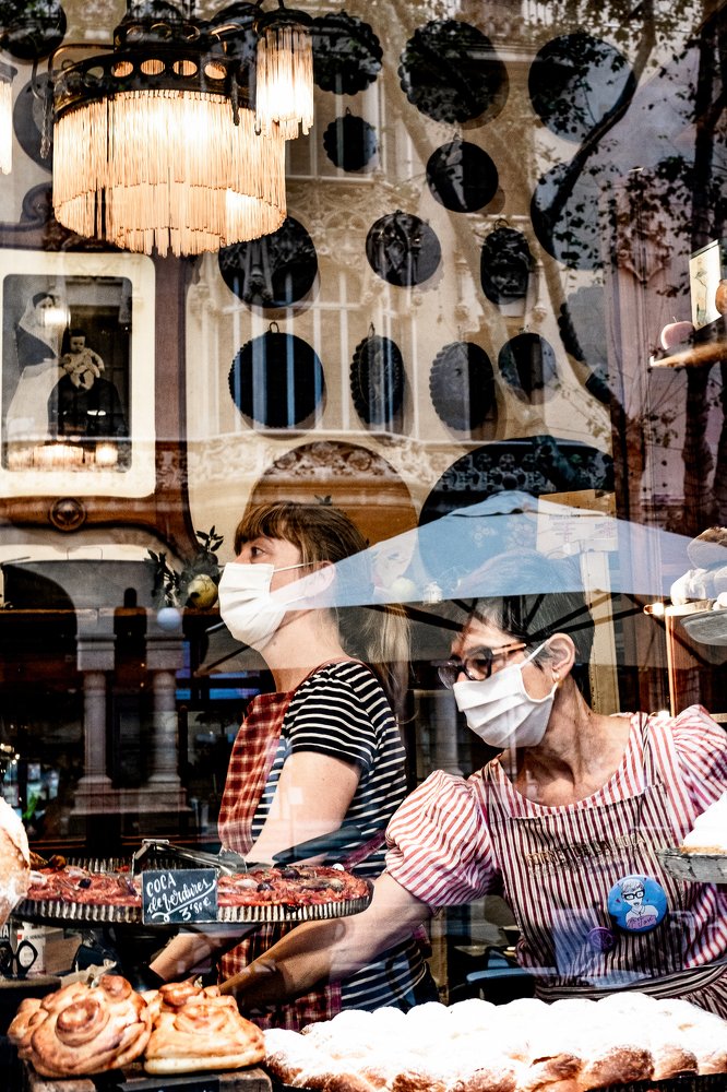 Reflections of the past life in the uncertain present