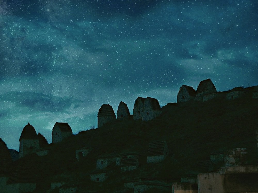 Photograph by Dmitriy Marchenko