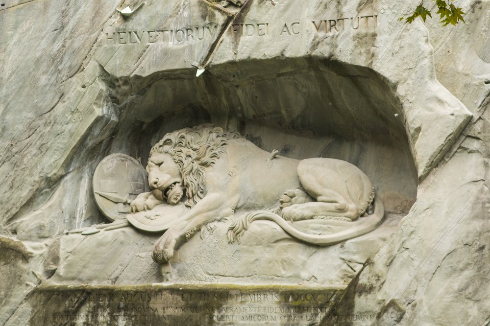 памятник: умирающий лев в люцерне