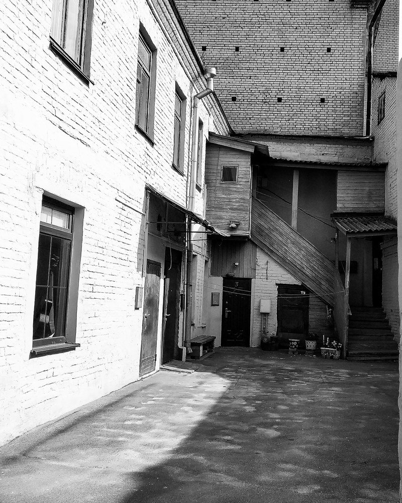 Фотография автора Денис Беляев