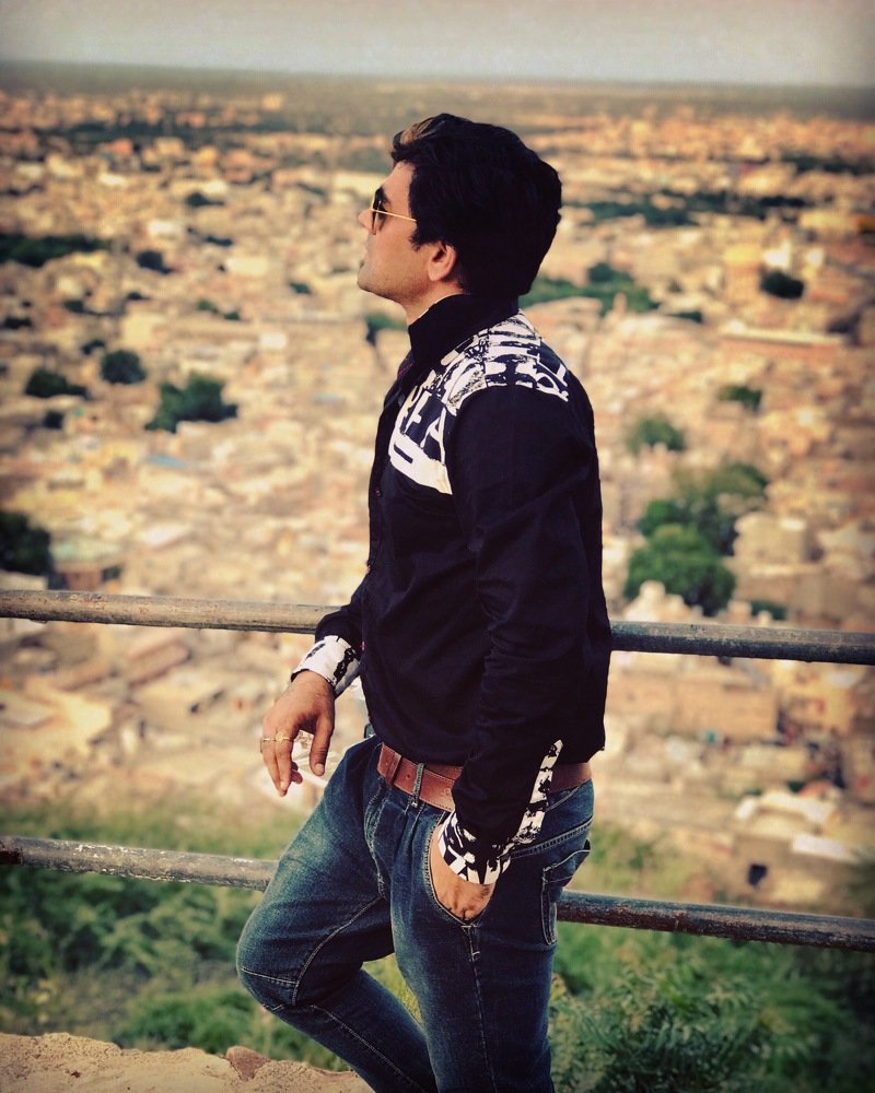 At top of mountain in Barmer (Rajasthan), searching someone.!!!