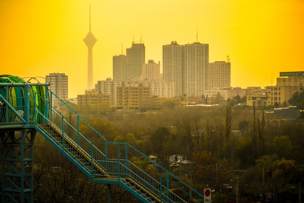 People live fairly close together!