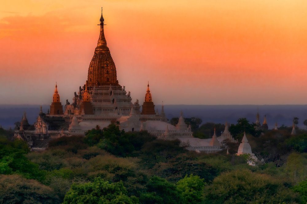 Photograph by Marian Lubawski