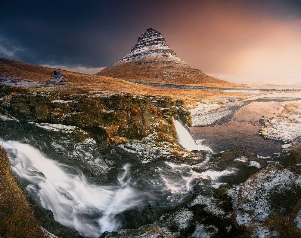 Photograph by Jakub Perlikowski