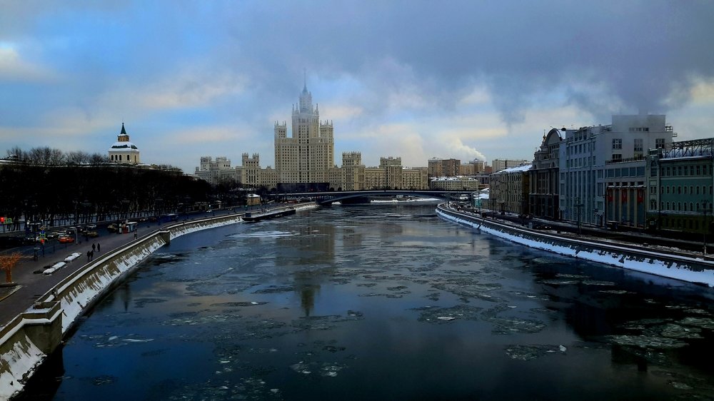 Высотка в тумане