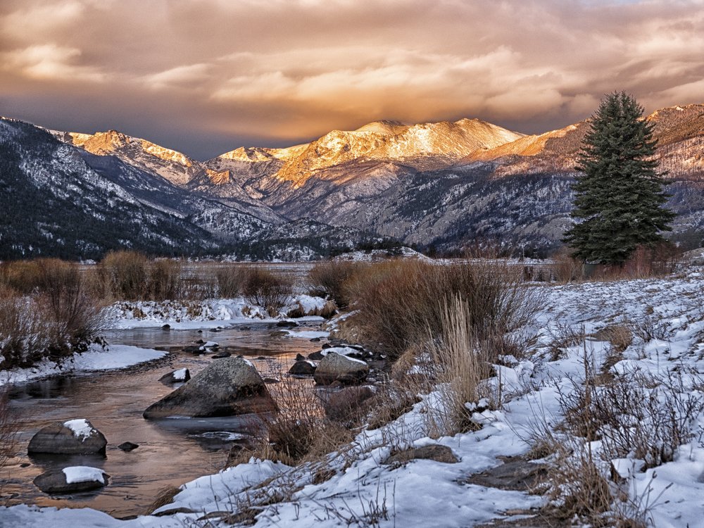 Sunrise in Moraine Park