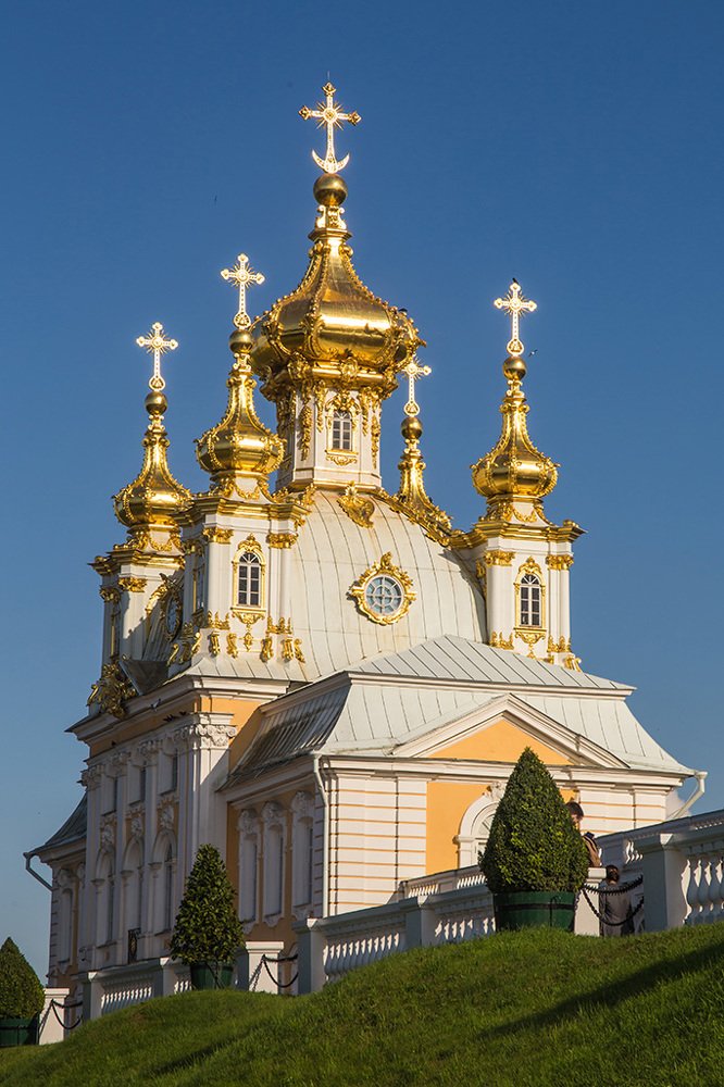 Санкт-Петербург. Церковный корпус в Петергофе