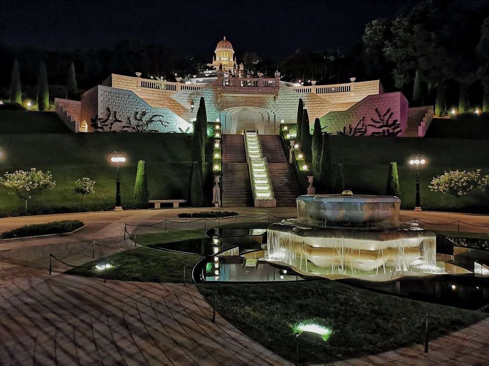 Бахайские сады.