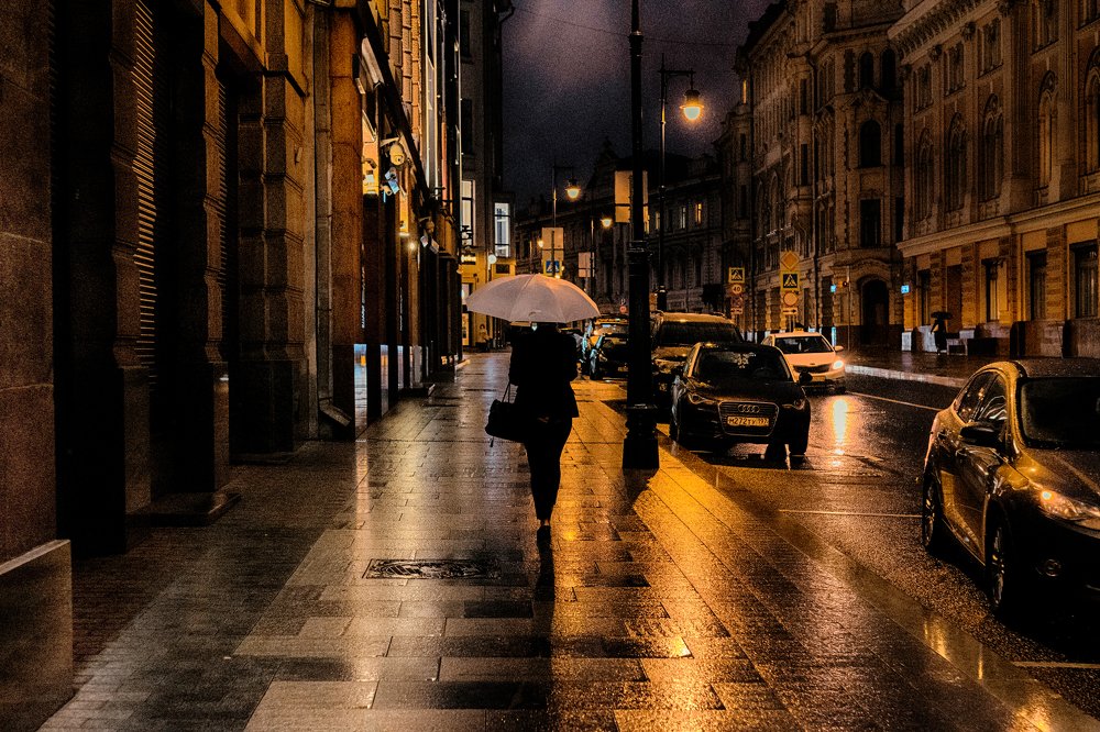 Белый зонтик