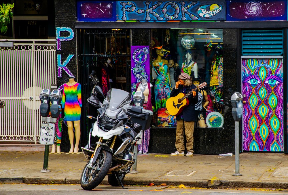 Photograph by Klaus Tesching