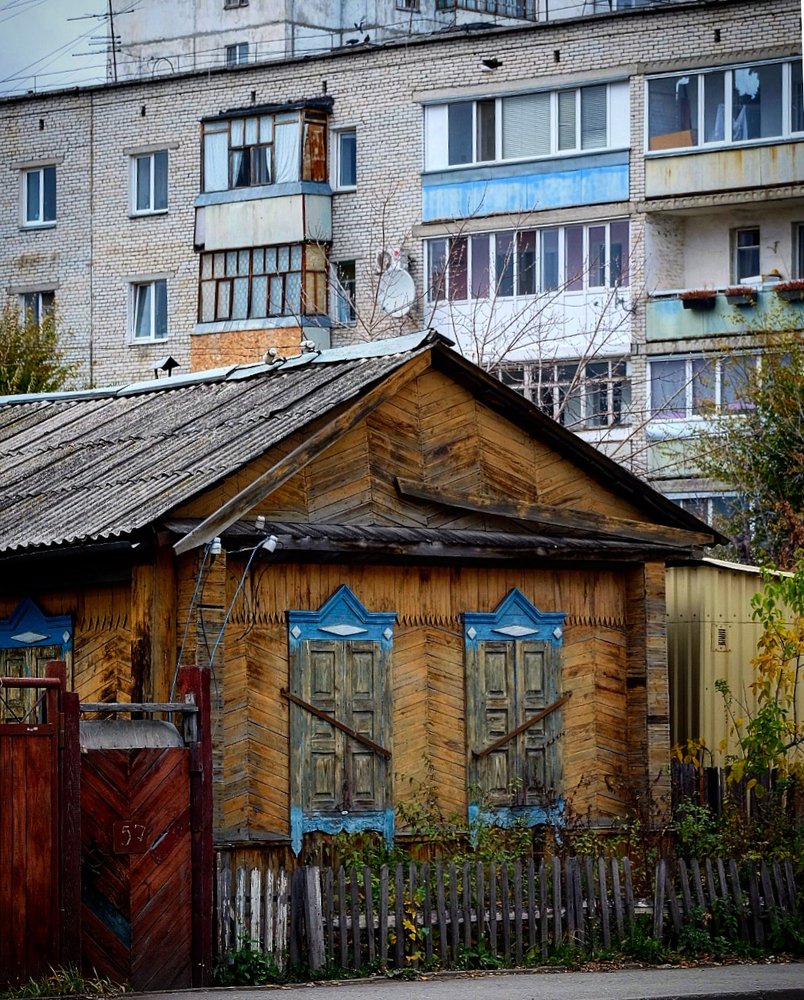 Поколения.