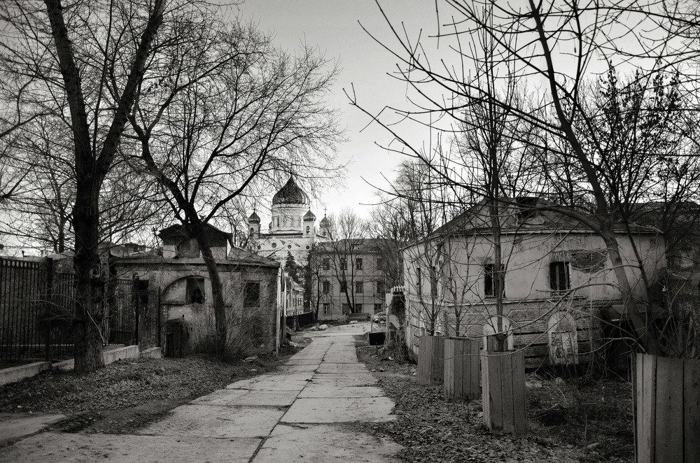 Забытый дворик