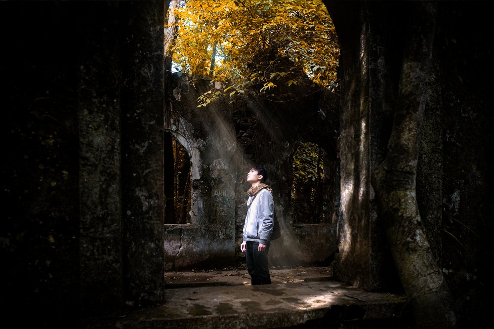 Photograph by Sơn Nguyễn Kim