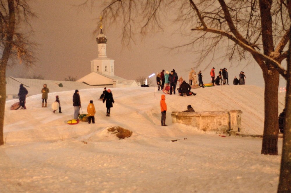Святочные гуляния.