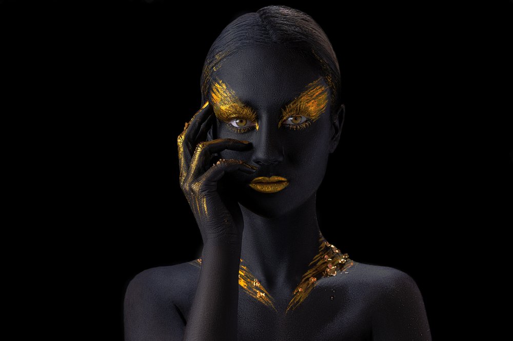 Photograph by Ionut Jarca