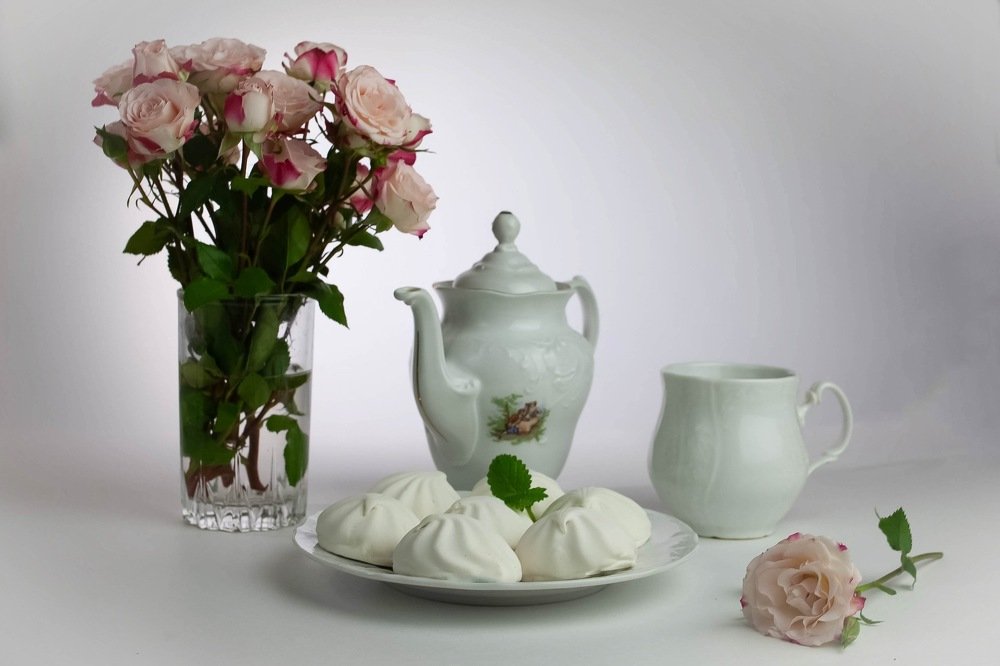 Белое на белом.