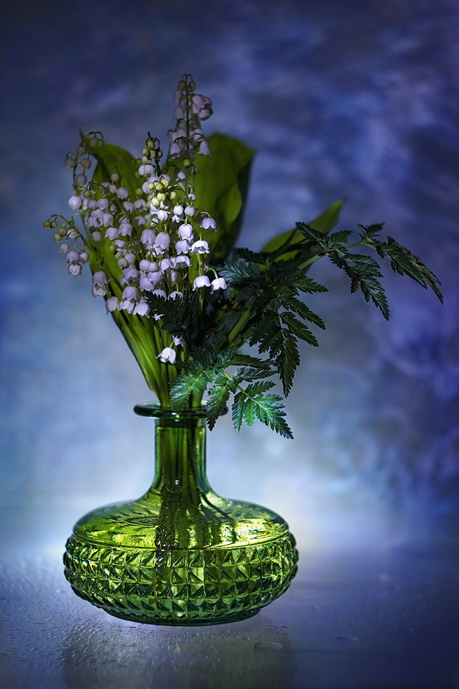 Синий весенний вечер.