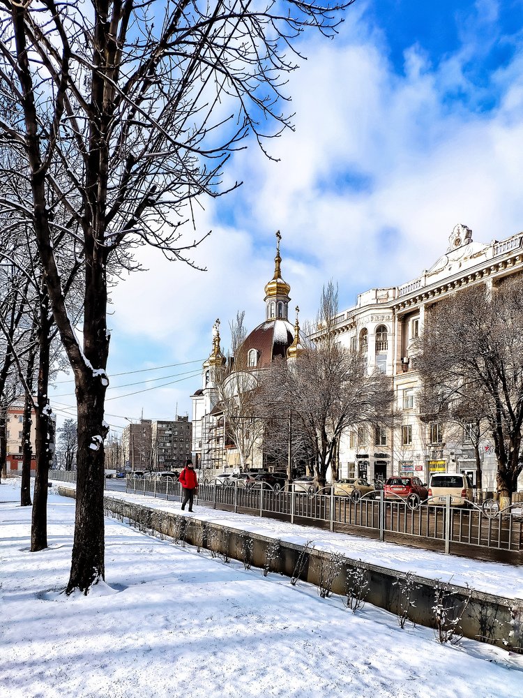 Город зимой.