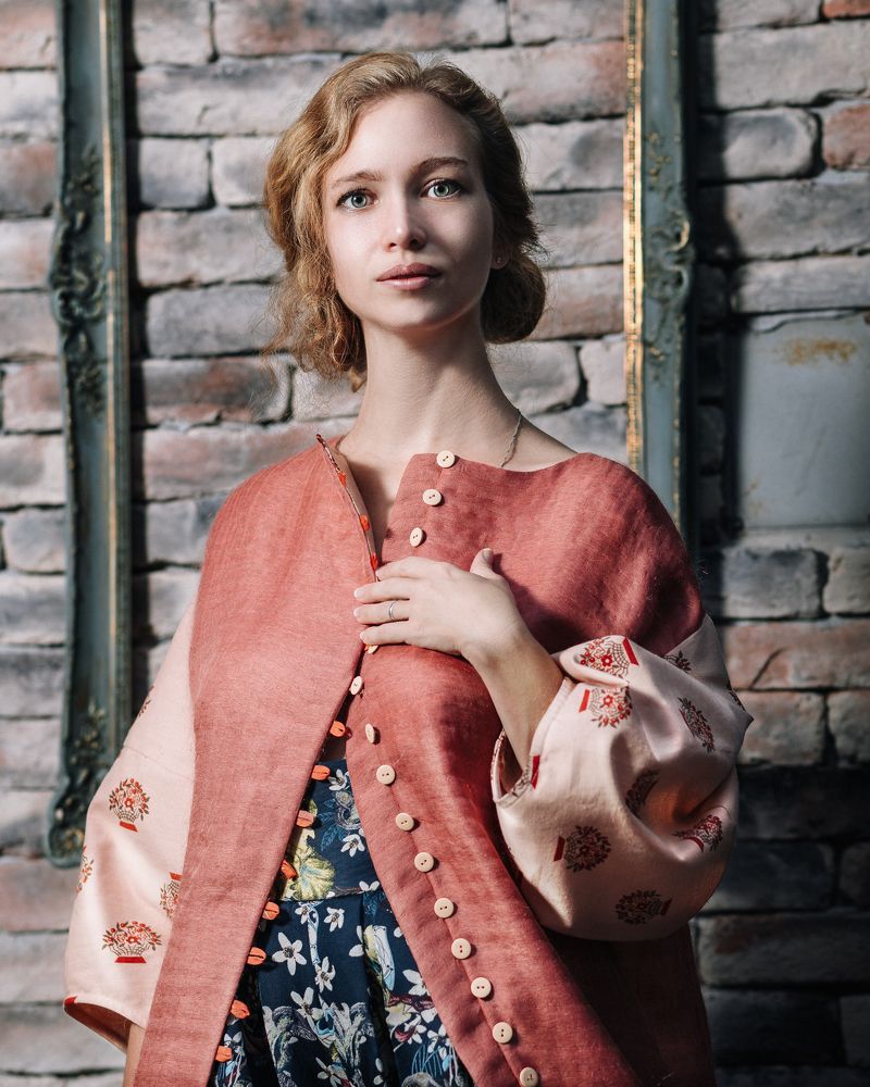 Photograph by Max Samadhi