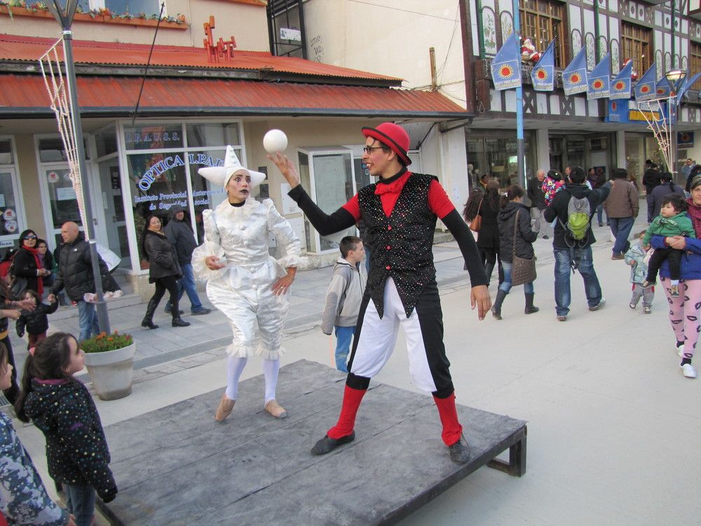 Рождество на улицах порта Ушвайя (Аргентина)