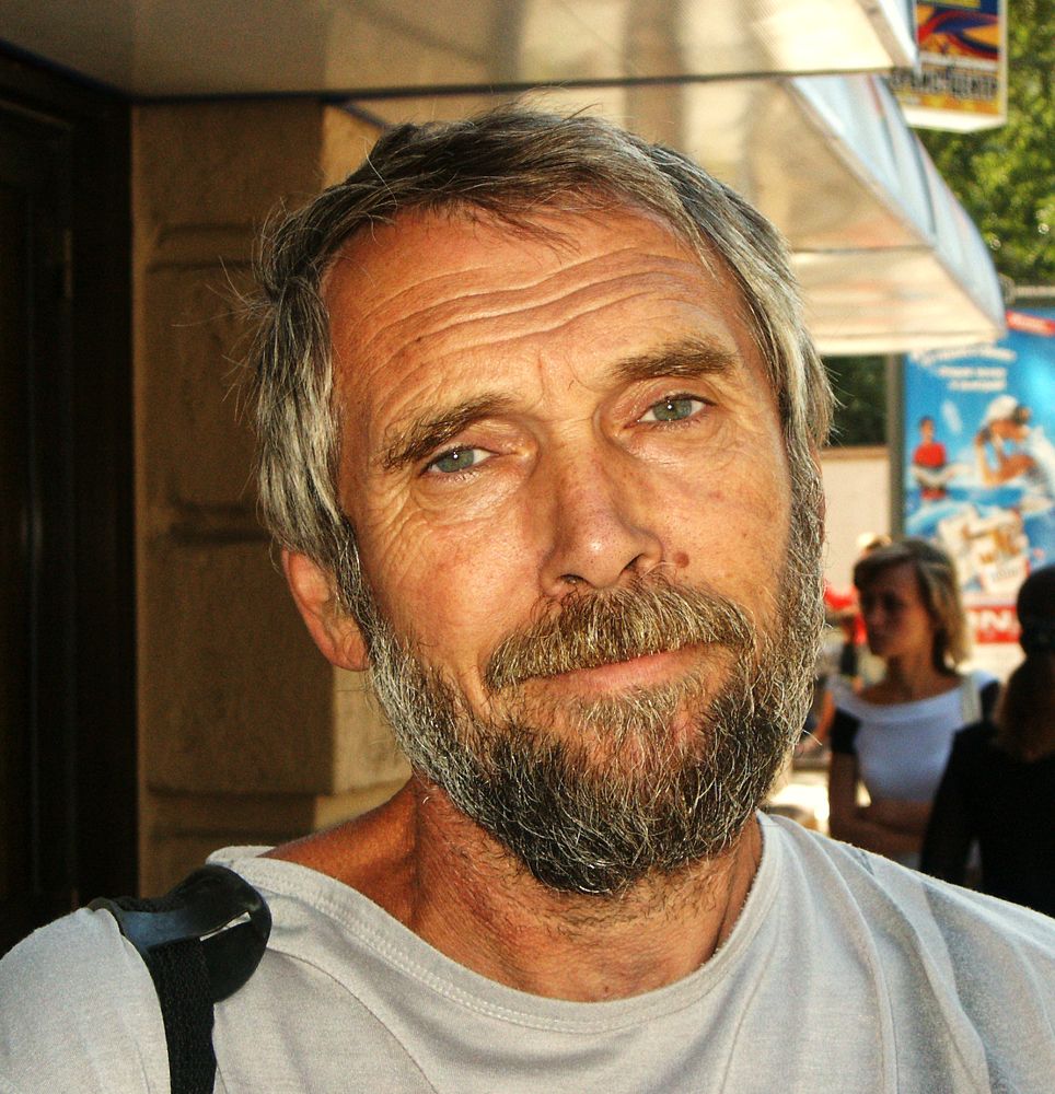 И что тебе надобно, старче?