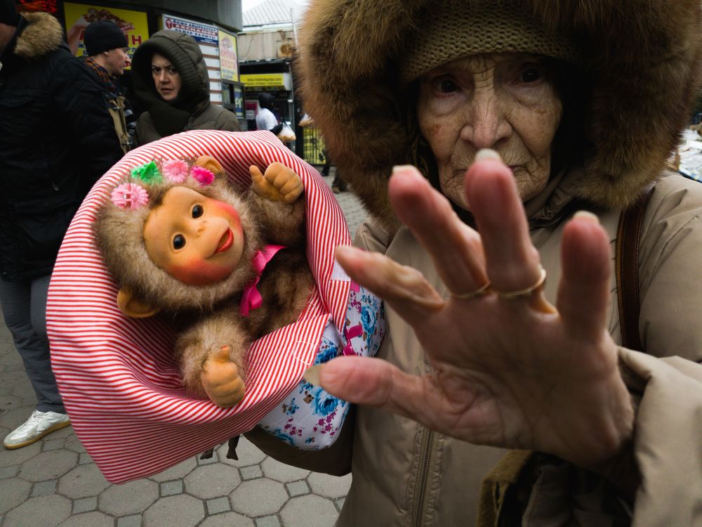 if the frame doesn't come out, come closer