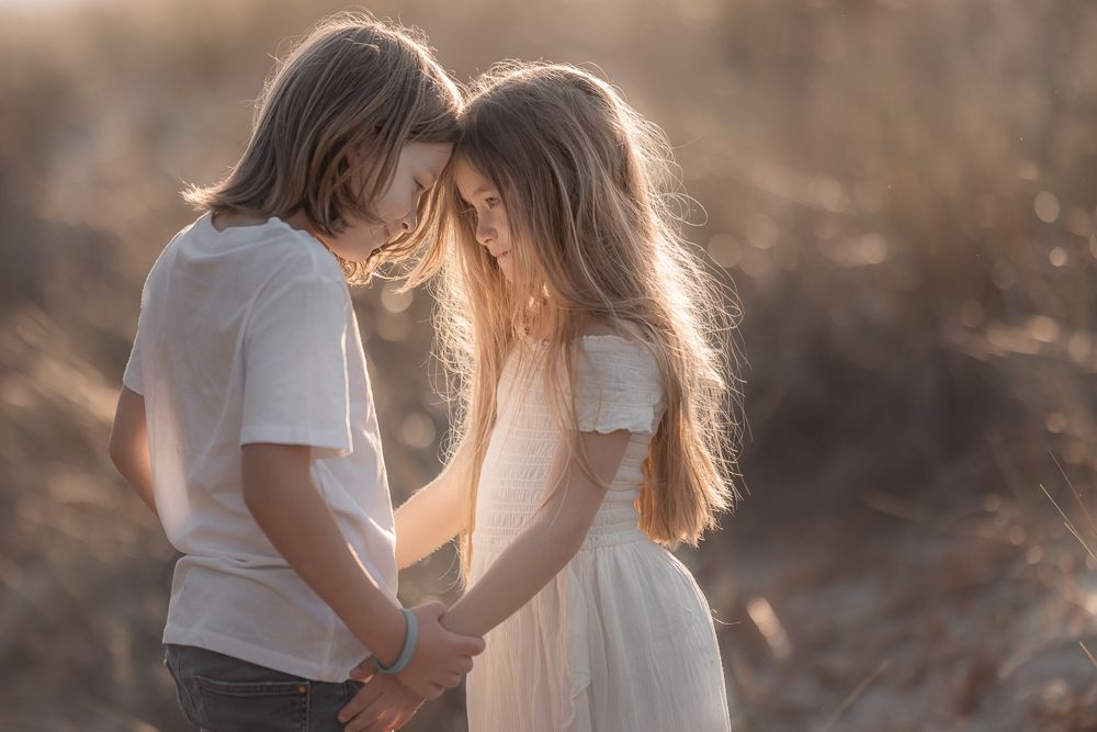 Laura i Oskar. Sister and brother