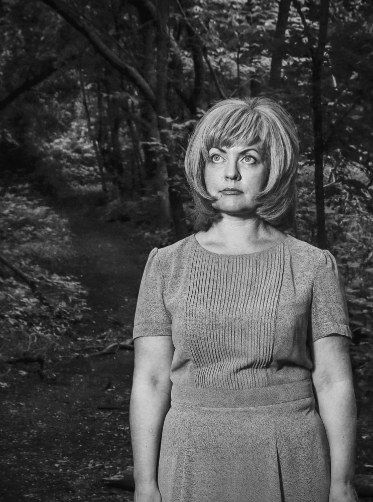 В стиле Хичкока.