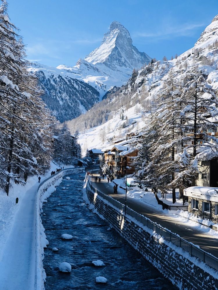 Photograph by Katsiaryna Yarmantovich