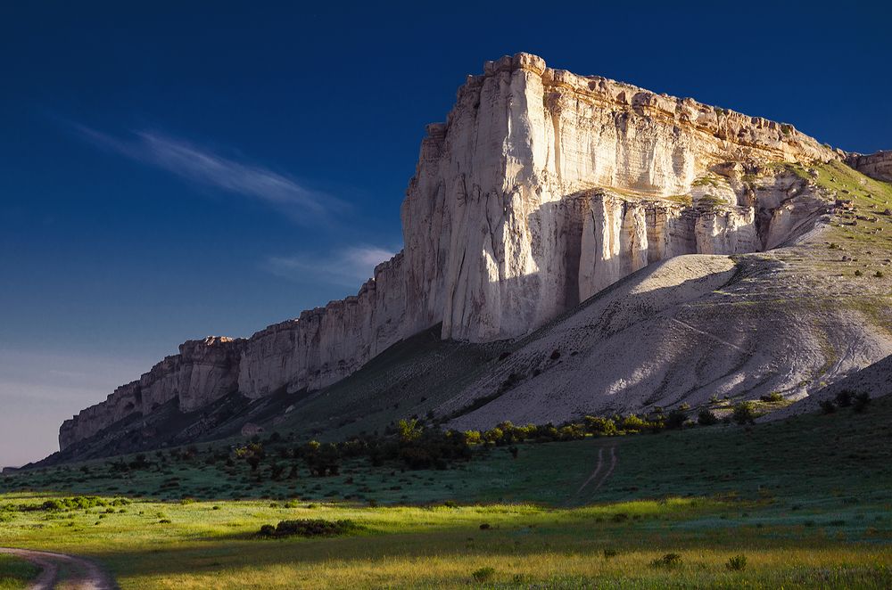 Белая скала