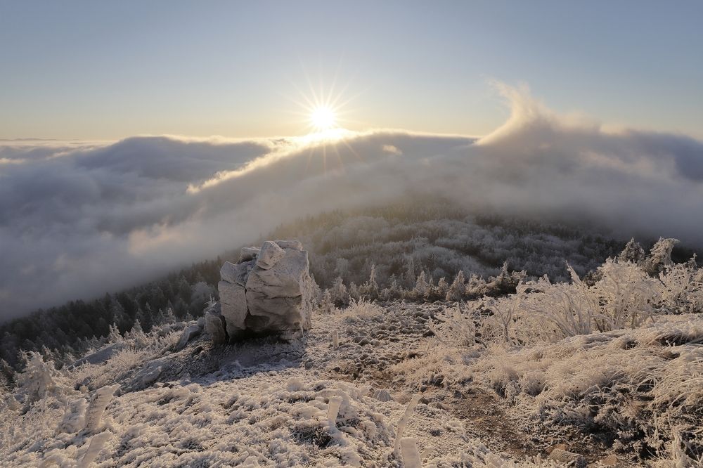 svítání nad inverzí
