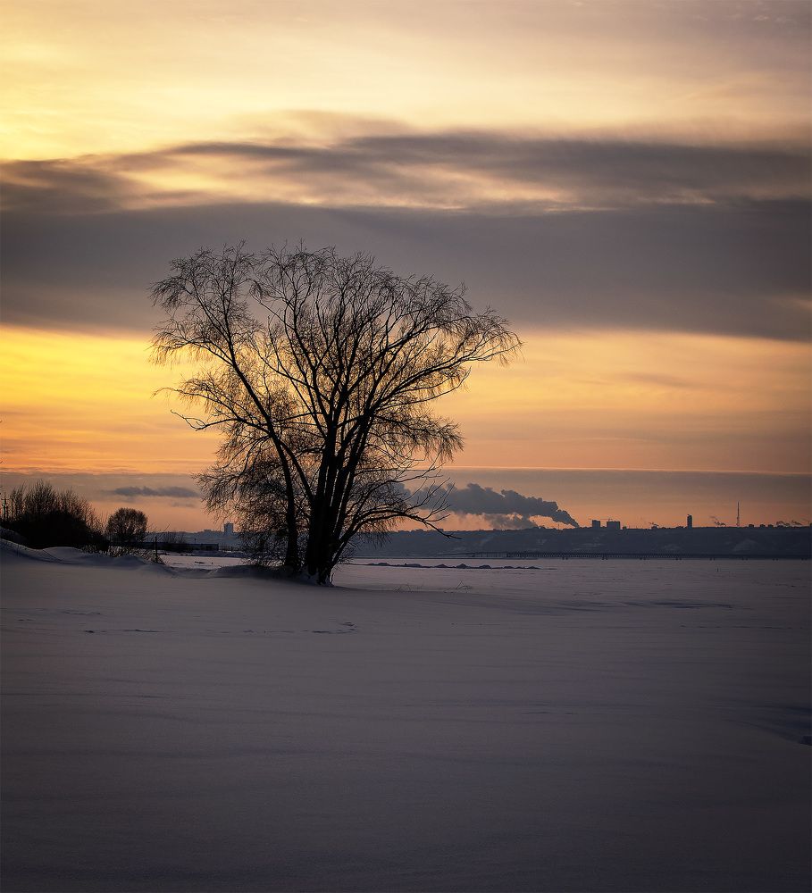 Закат на реке Волге