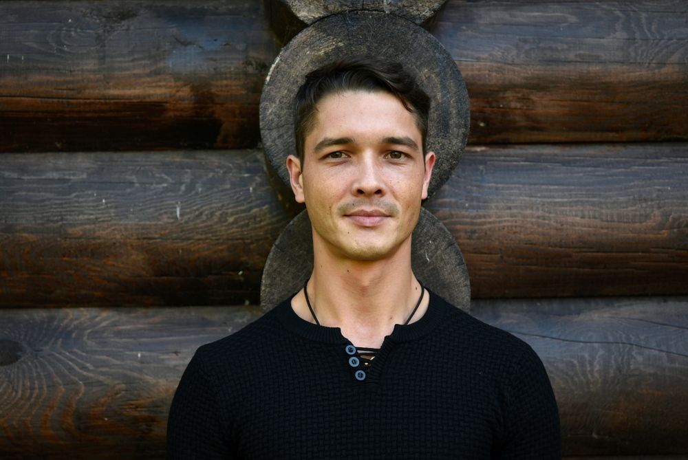 МУЖСКОЙ ПОРТРЕТ-006