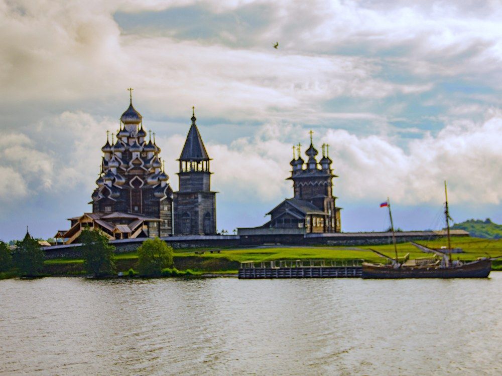 о. Кижи. Архитектурный ансамбль Кижского погоста