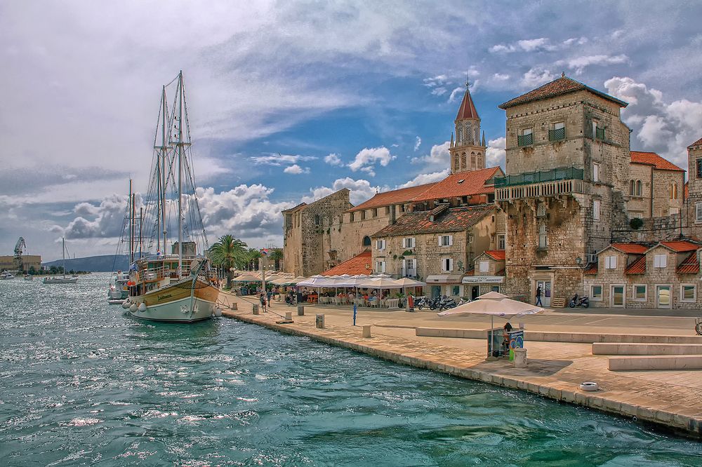 Photograph by Aare Treiel