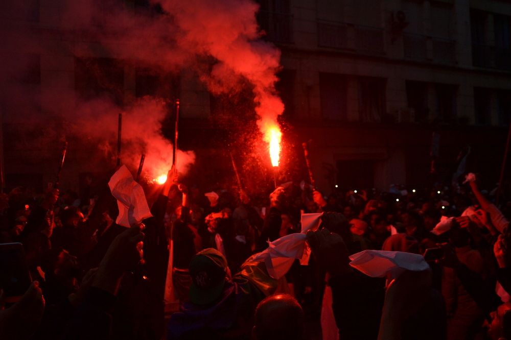 la rue de bougie en couleurs