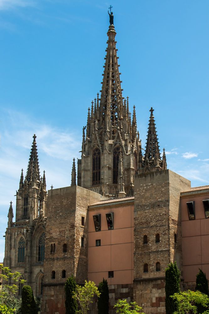 La Catedral de la Santa Cruz y Santa Eulalia