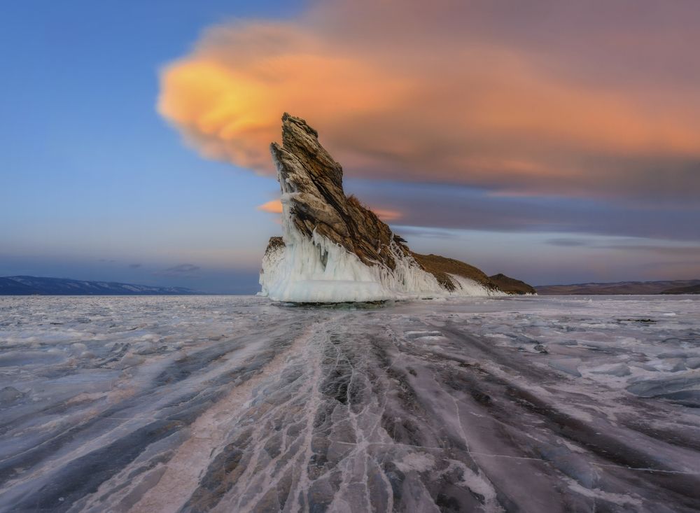 Лёд и Пламя