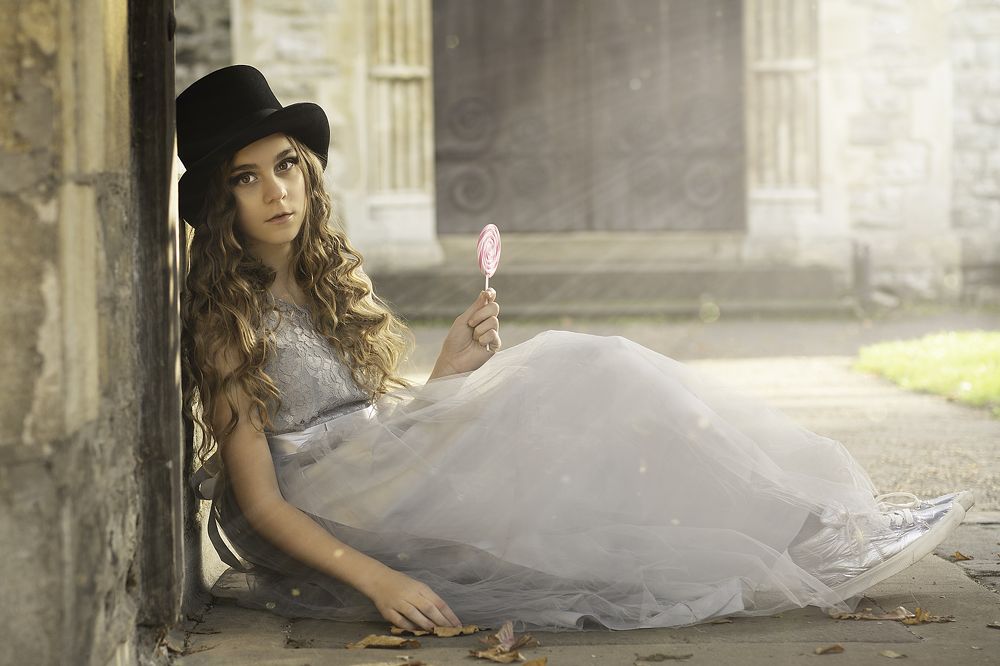 Don't change to fit the fashion, change fashion to fit you....;)