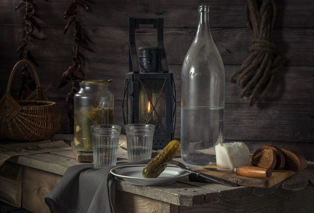 Вечером в сарае ( или тайная встреча двух друзей, не пьянки ради, а общения для)