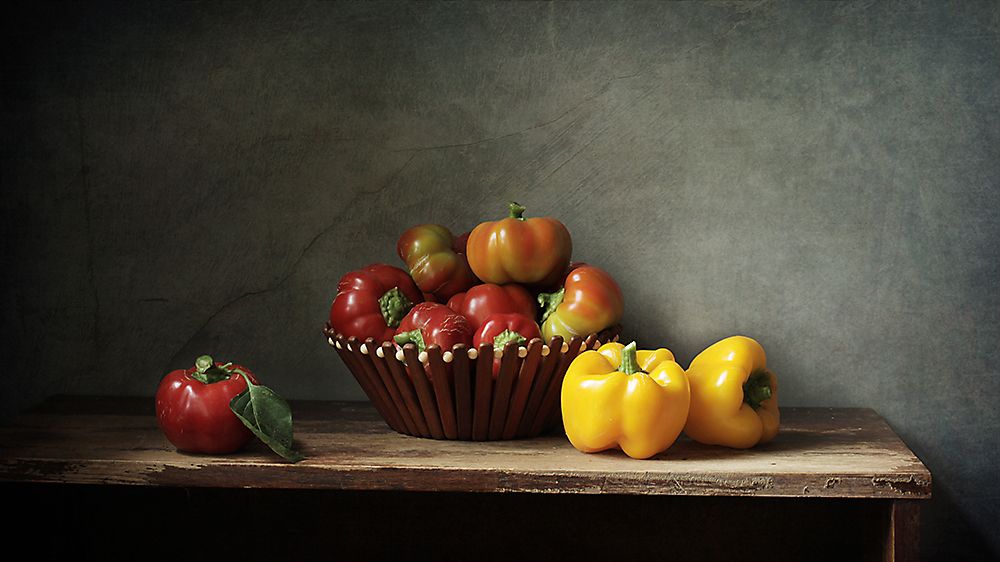 Перчики бывают разные - зеленые, желтые, красные