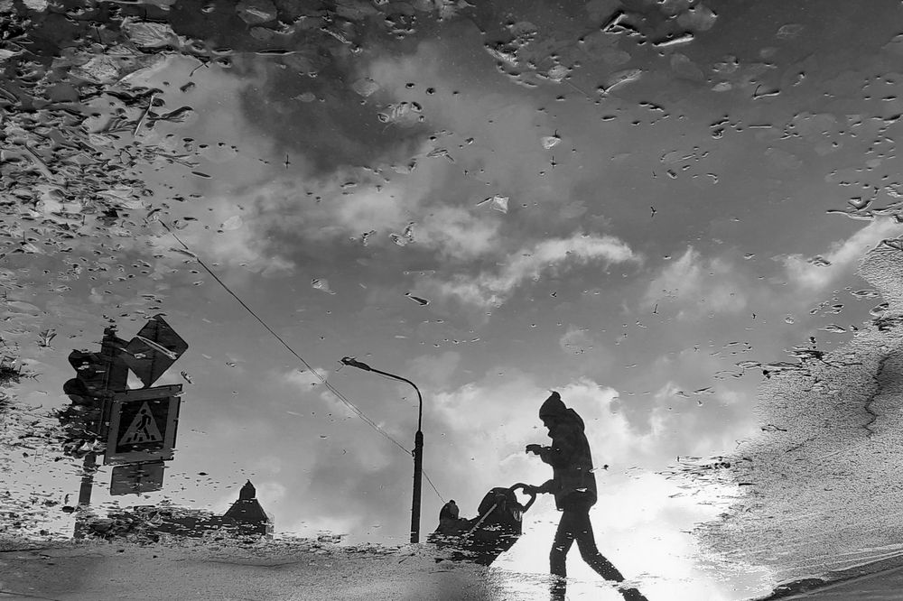 А светофор, светофор зеленый.