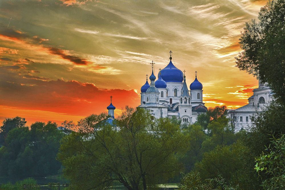 Монастырь в Боголюбово.